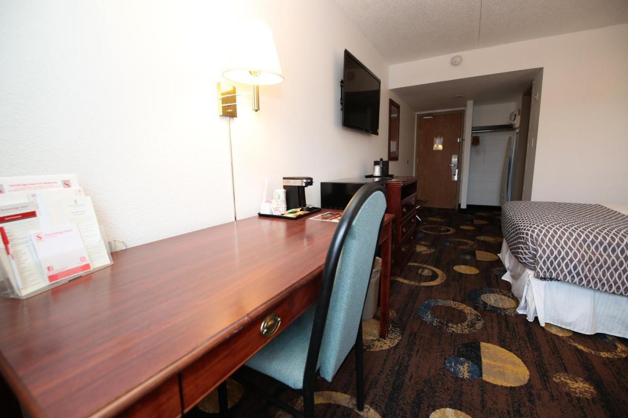 פורט מקמארי Stonebridge Hotel מראה חיצוני תמונה